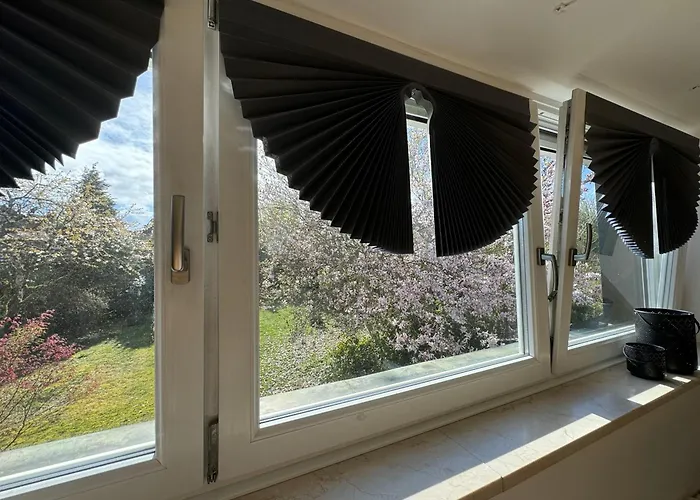 Fewo Boho 110 Qm Mit Bergblick 3 Min Bahnhof Apartmán *